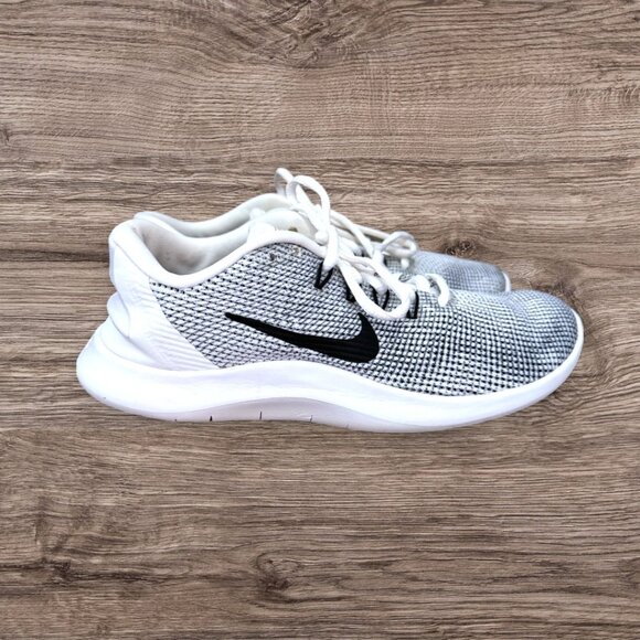 NIKE Free Run Fly Knit Gray Black Running Athletic Sneakser 2018 Womens Size 7.5 - Picture 1 of 9